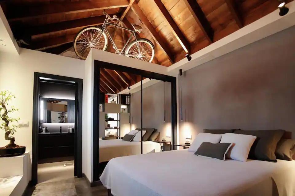 Komodo Gran Poder - Penthouse With Private Pool And Cozy Twin Bedroom Central Apartment Seville Exterior photo