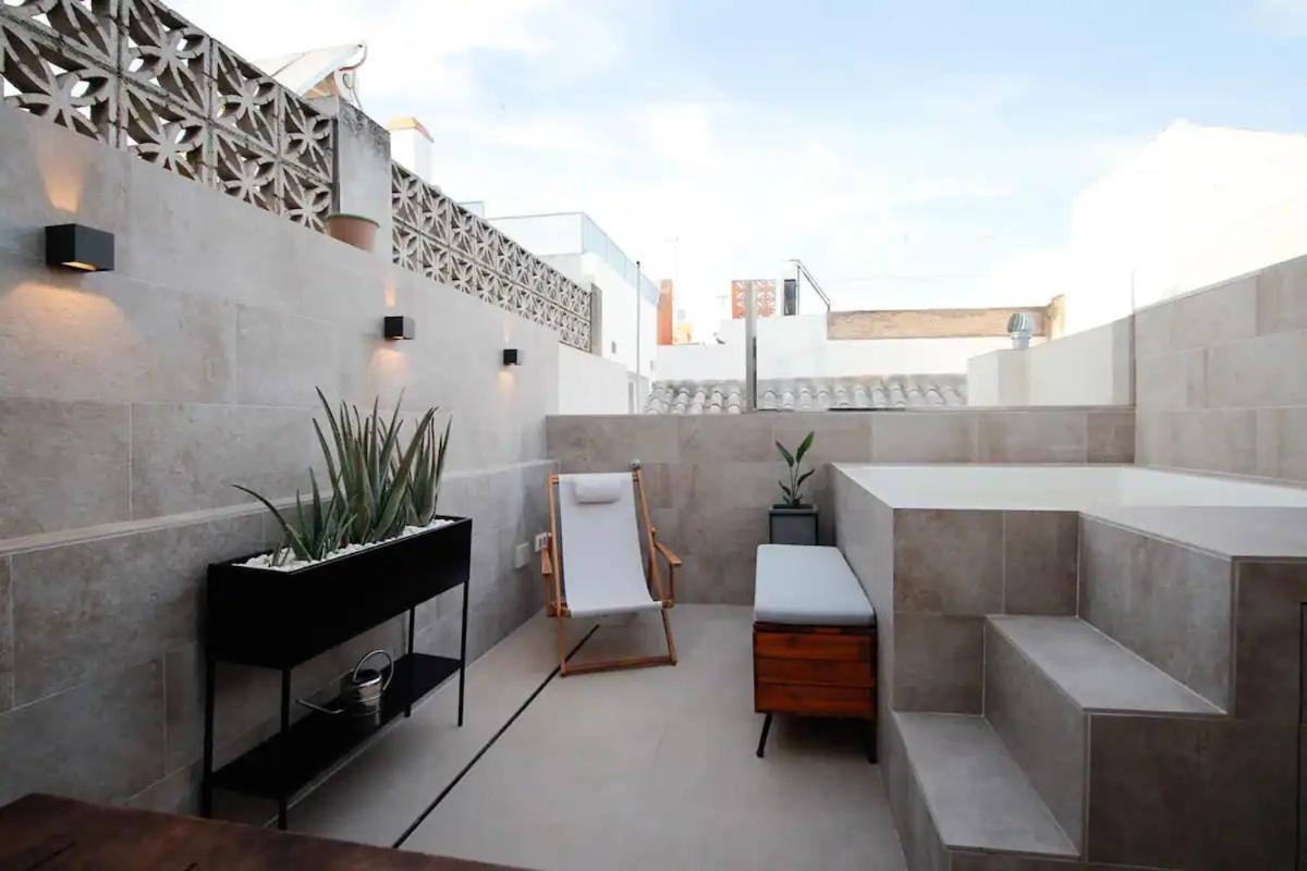 Komodo Gran Poder - Penthouse With Private Pool And Cozy Twin Bedroom Central Apartment Seville Exterior photo