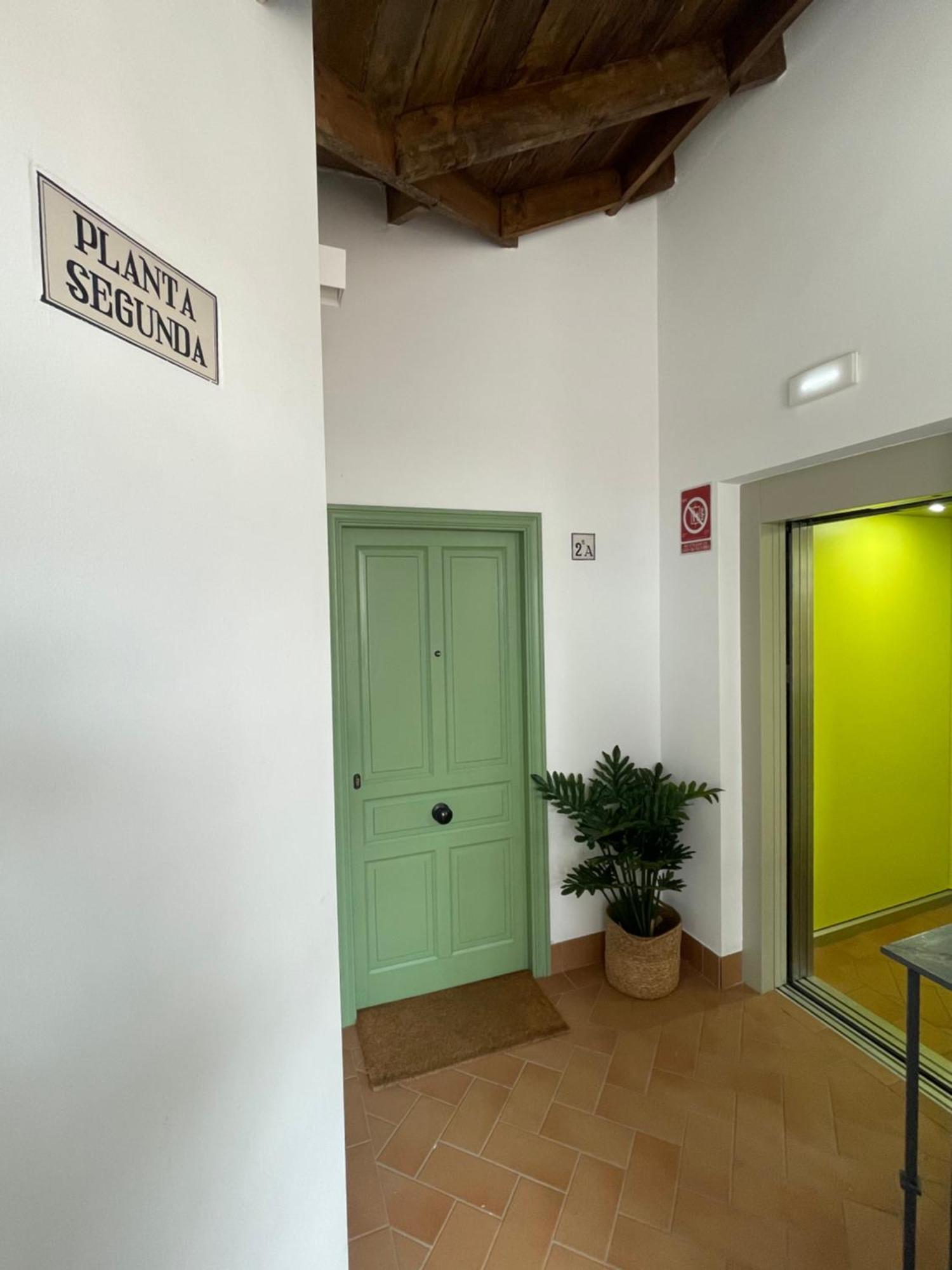 Komodo Gran Poder - Penthouse With Private Pool And Cozy Twin Bedroom Central Apartment Seville Exterior photo