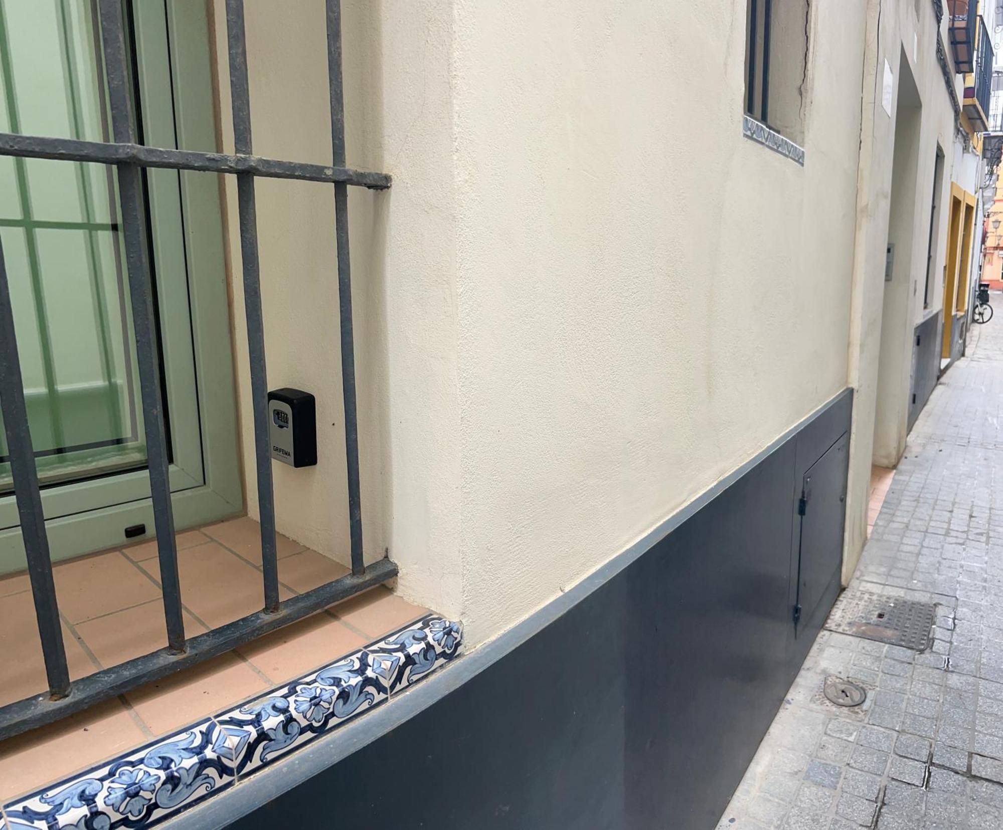 Komodo Gran Poder - Penthouse With Private Pool And Cozy Twin Bedroom Central Apartment Seville Exterior photo
