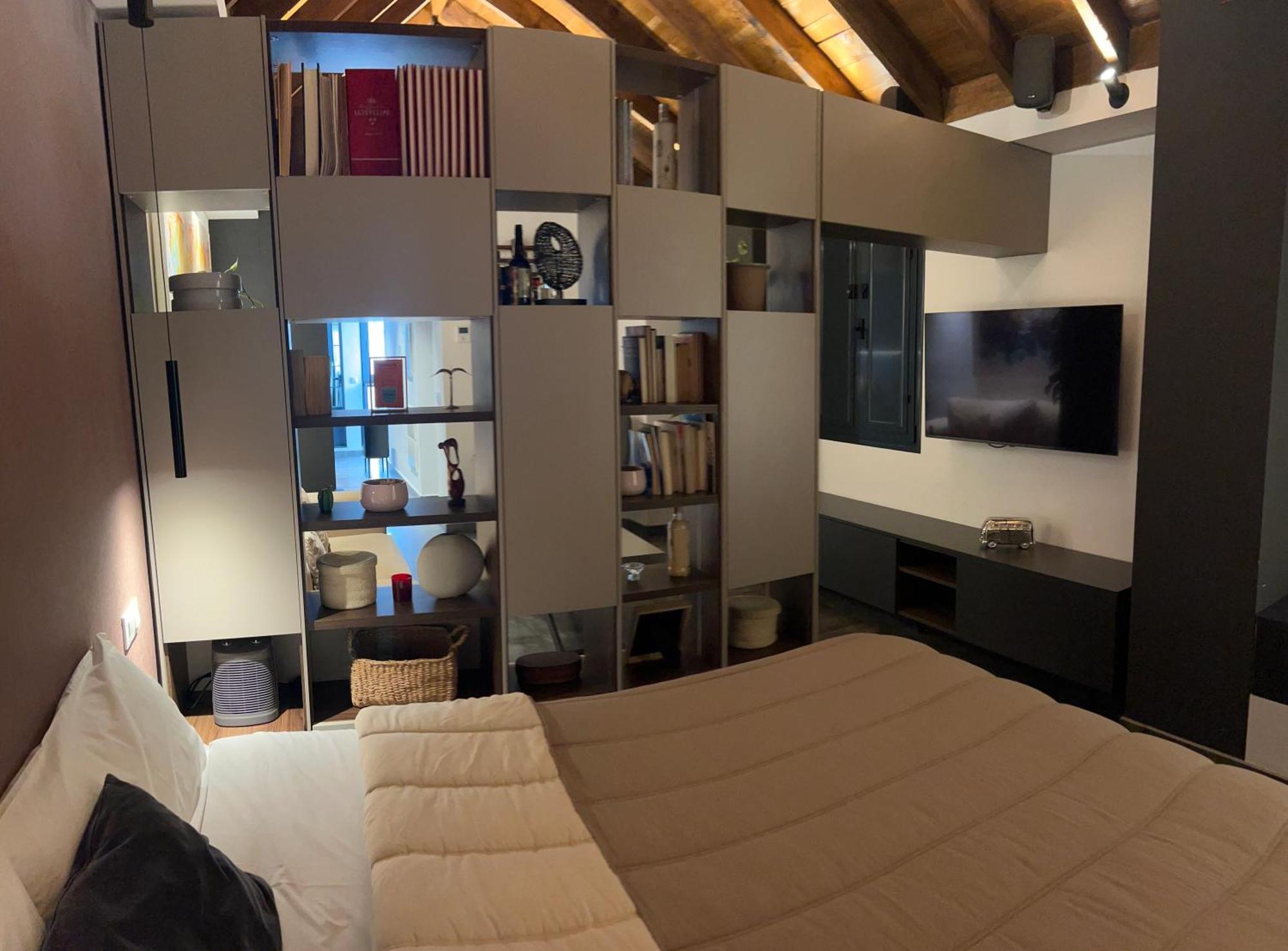 Komodo Gran Poder - Penthouse With Private Pool And Cozy Twin Bedroom Central Apartment Seville Exterior photo